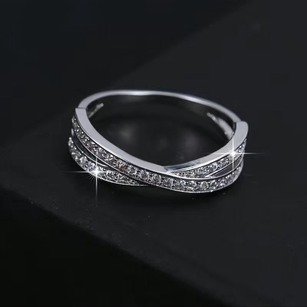 Women’s Stainless Steel Simple Cross Zircon Ring
